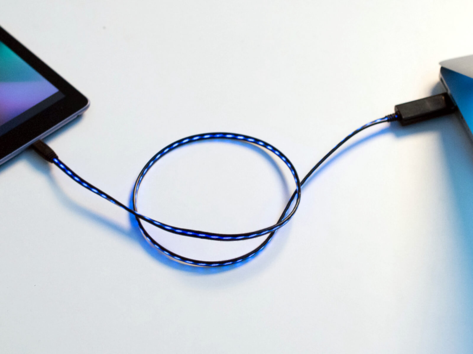 Sony Xperia M5, Z5, C4, Z3, M4 Aqua, E4, M2, Z3 Compact, T3, Z1 Flowing Lights USB Micro Charge & Data Sync Laptop PC Lead Wire Cord Cable